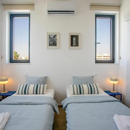 Palmove Newly Build Seaview Apartment Larnaca