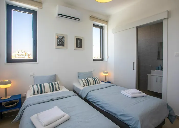 Palmove Newly Build Seaview Apartamento *