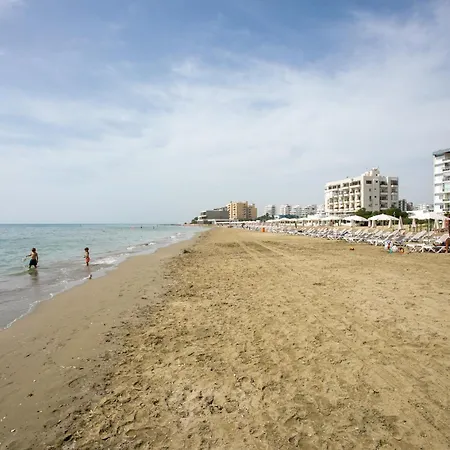 Palmove Newly Build Seaview Апартаменты Ларнака