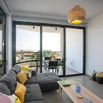 Palmove Newly Build Seaview Apartamento Larnaca