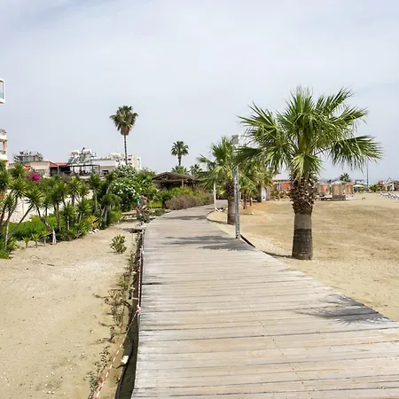 Palmove Newly Build Seaview Apartment *